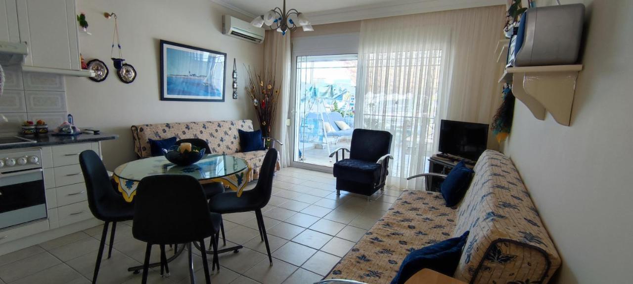 Sunflower Apartment Néa Péramos Eksteriør bilde