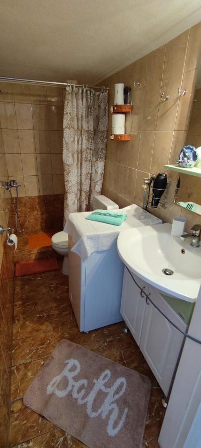 Sunflower Apartment Néa Péramos Eksteriør bilde